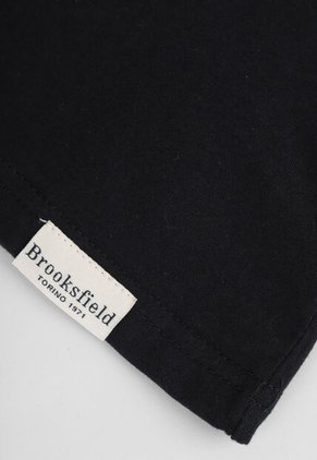 Camiseta Brooksfield Negro