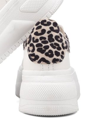 DASHA BULL TERRIER CHULO ANIMAL PRINT