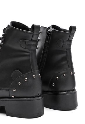 BOTA NEGRA CON TACHES BULLTERRIER CAROLINE