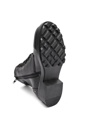 BOTA NEGRA CON TACHES BULLTERRIER CAROLINE