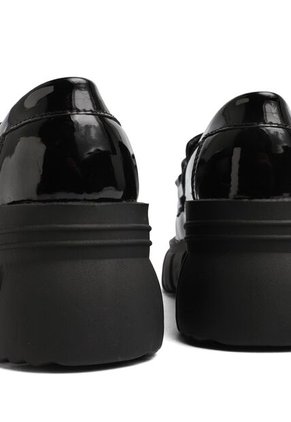 MOCASIN MIA BULL TERRIER NEGRO CHAROL