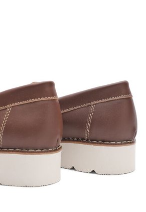 ZAPATO CAFE DOMENICA BULL TERRIER