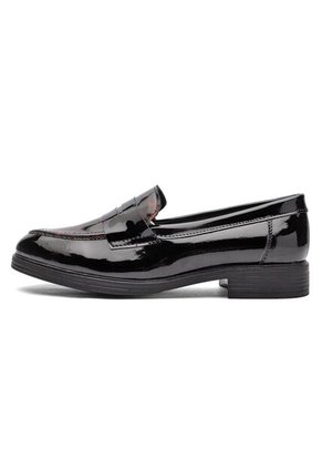 ZAPATO NEGRO CHAROL CON ANIMAL PRINT BULLTERRIER CAIHER