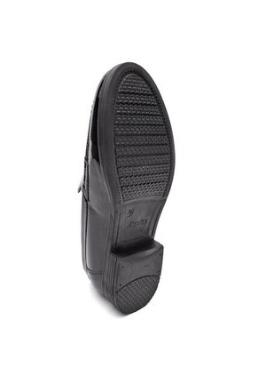 ZAPATO NEGRO CHAROL CON ANIMAL PRINT BULLTERRIER CAIHER