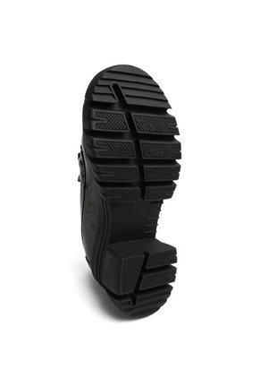 MOCASIN NEGRO CHAROL CON HERRAHE NEGRO MIA