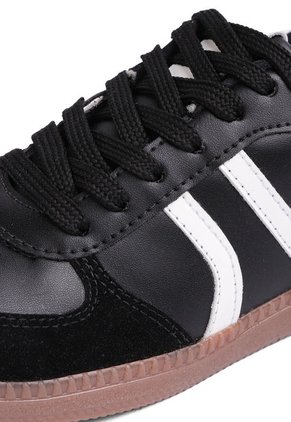 TENIS NEGROS CON APLIQUES BLANCOS PARIS