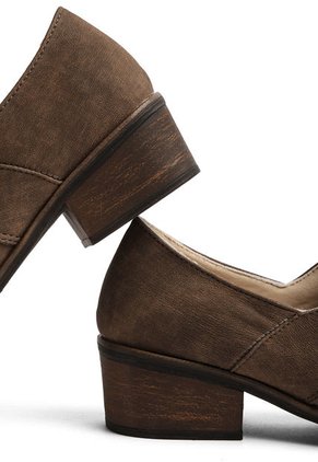 ZAPATO VERDE DE AMARRAR DERLY