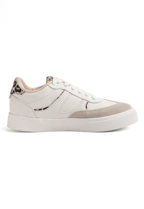 TENIS BLANCOS CON ANIMAL PRINT Y SUELA BLANCA LIZZIE
