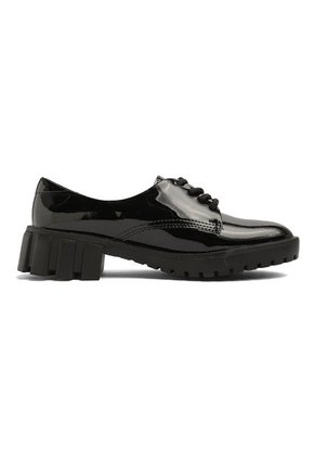 ZAPATO NEGRO CHAROL DE AMARRAR CITLALY