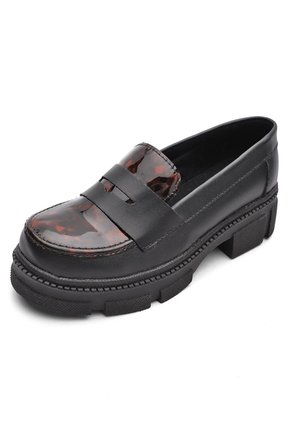 MOCASIN NEGRO CON CHAROL ANIMAL PRINT BULLTERRIER DALIS