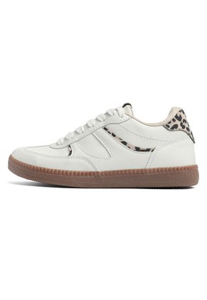 TENIS BLANCOS CON APLIQUES ANIMAL PRINT LIZZIE