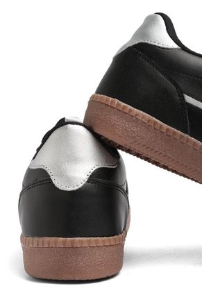 TENIS LIZZIE BULL TERRIER NEGRO/PLATA