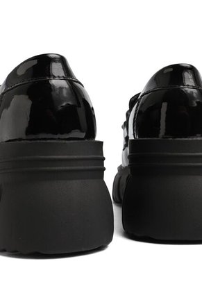 MOCASIN MIA BULL TERRIER NEGRO CHAROL