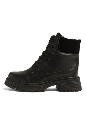 BOTIN NEGRO DE AMARRAR BRISHLOW