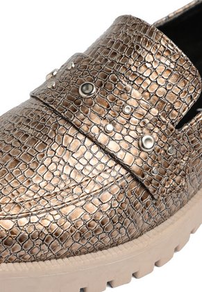 ZAPATO OCRE CON TACHES AMINA