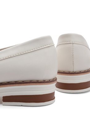 ZAPATO BEIGE REPUJADO BULL TERRIER DOMENICA