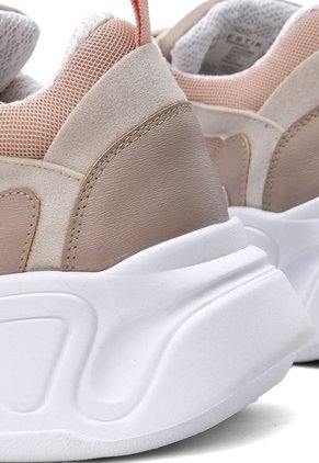 TENIS DE DAMA DEPORTIVOS COLOR ROSA CHIRA BULL TERRIER