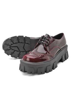 Zapato De Dama Vinotinto BULL TERRIER CHIIRLEY