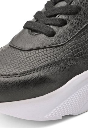 Tenis O Sneakers Negro BULL TERRIER AKILA