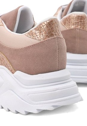 Tenis O Sneakers Nude BULL TERRIER BEYDA