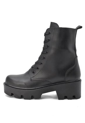 BOTAS EN SINTETICO CLYNOT BULLTERRIER COLOR NEGRO