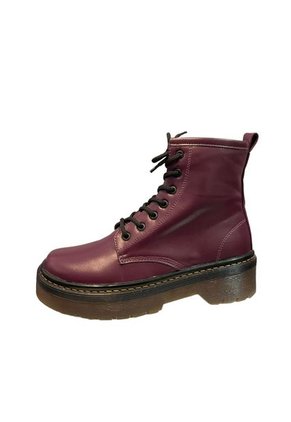 BOTA ARES VINOTINTO BULL TERRIER