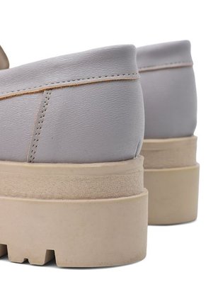 DANAI ZAPATO CHUNKY MORADO BULL TERRIER