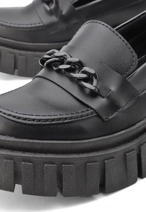 MOCASIN NEGRO BULL TERRIER SARAY