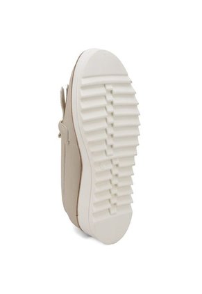 MOCASINES BEIGE CON HERAJE DORADO BRIELLE