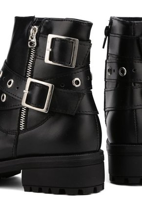 BOTA NEGRA CON CORREAS BULL TERRIER BOYKAL