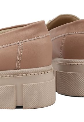 MOCASINES MAQUILLAJE CON HERRAJE DORADO BULL TERRIER BELLA