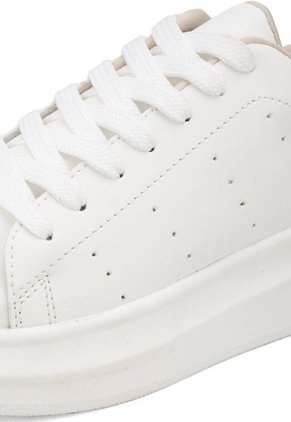 TENIS BLANCOS CON CHULO NEGRO CHAROL CAROL