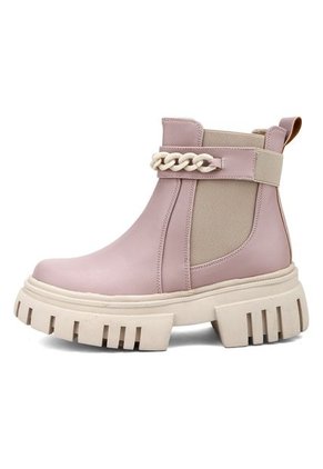 BOTIN NEGRO CON RESORTE Y HERRAJE TIFFANY