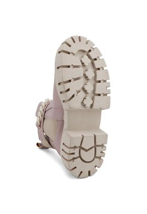 BOTIN NEGRO CON RESORTE Y HERRAJE TIFFANY