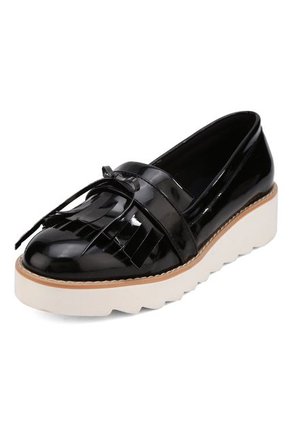 MOCASINES NEGROS EN CHAROL BULL TERRIER XAFIR