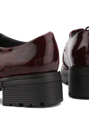 MOCASINES VINOTINTO EN CHAROL BULL TERRIER BIBIANA