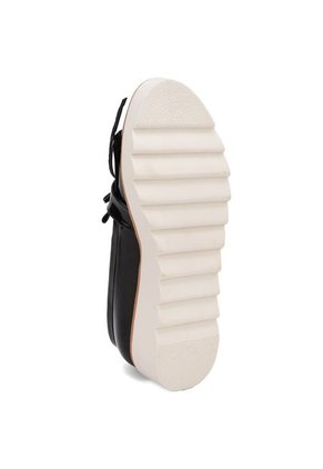 MOCASINES NEGROS EN CHAROL BULL TERRIER XAFIR