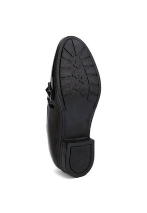 ZAPATO OCRE CON TACHES AMINA