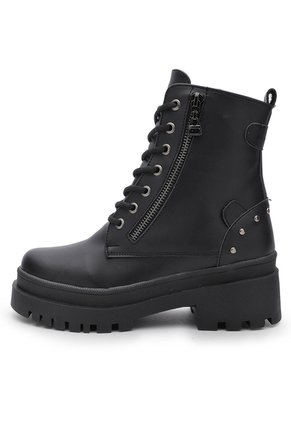 BOTA NEGRA CON TACHES BULLTERRIER CAROLINEE