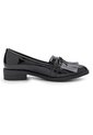 ZAPATO NEGRO CHAROL BULL TERRIER CHLOE de BULL TERRIER