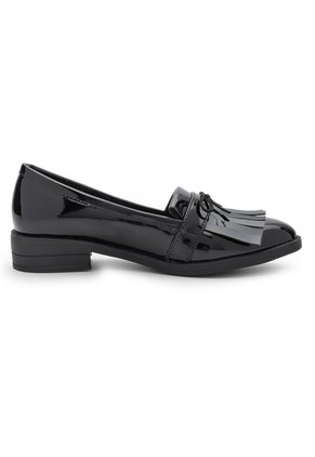 ZAPATO NEGRO CHAROL BULL TERRIER CHLOE