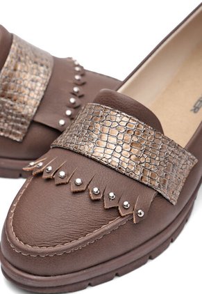 ZAPATO CAFE CON FLECOS BULLTERRIER DIANAM