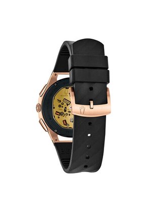 Reloj Bulova Hombre Curv. Silicona Negro 98A185