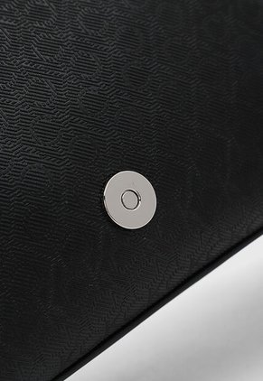 Bolso Calvin Klein Negro