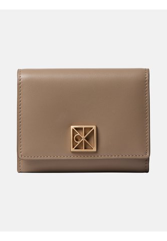Billetera Beige De Plegado Triple De Cuero Con Logo Monograma Emblemático Calvin Klein Calvin Klein