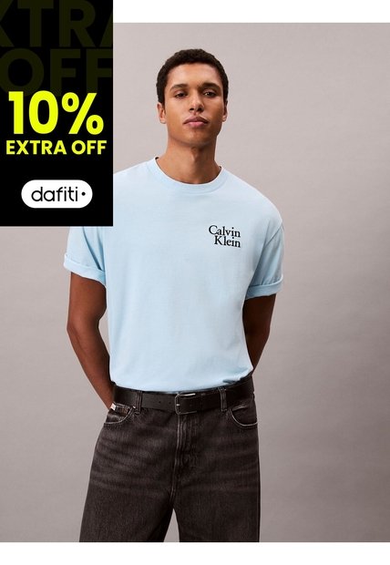 Camiseta Celeste Holgada Con Logo Gráfico Con Letras Calvin Klein