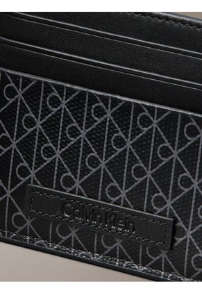 Tarjetero Negro Con Logo Monograma En Todo El Artículo Calvin Klein