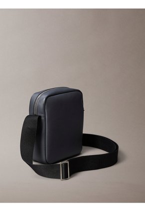 Bolso Azul Reporter Raised Calvin Klein