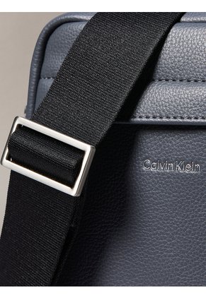 Bolso Azul Reporter Raised Calvin Klein