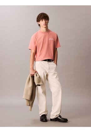 Camiseta Rosada Con Logo Bordado Calvin Klein